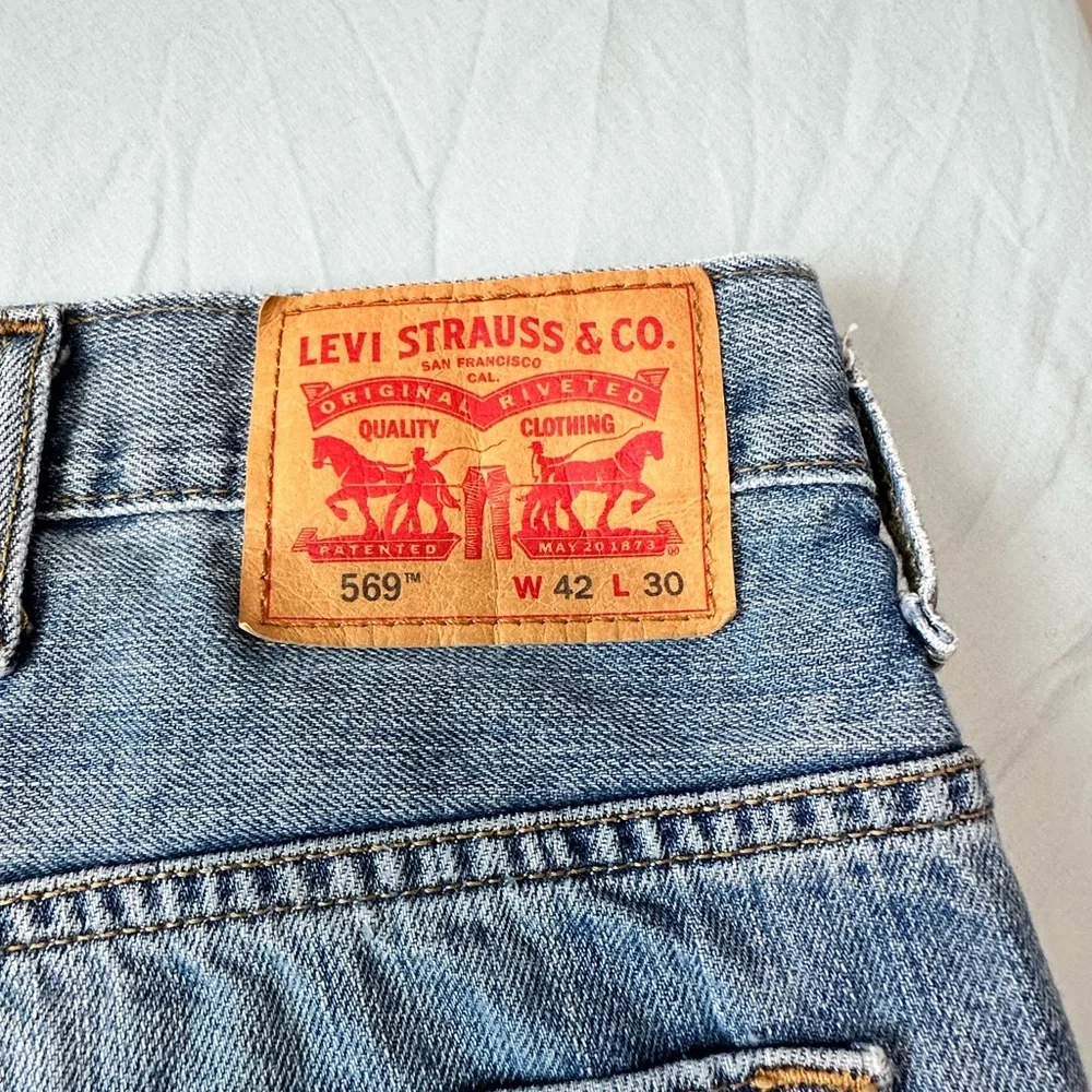 Levi’s 569 Loose Straight Jeans Men’s 42x30 Light Wash Baggy